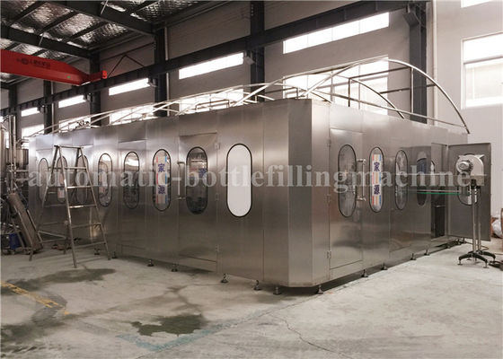 2L carbonató la temperatura de la máquina de rellenar del refresco ajustable